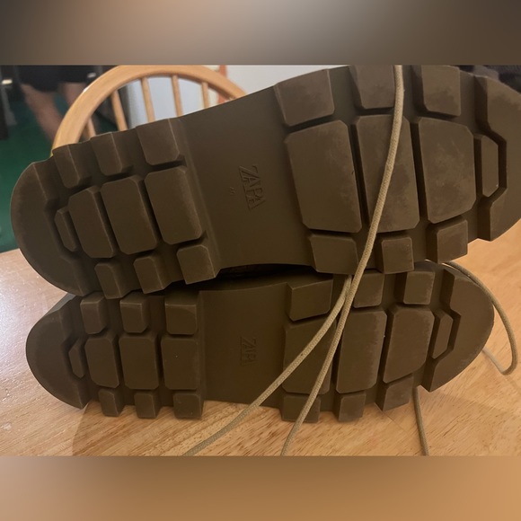 Bloggers Fave Zara Laced Split Leather Low Heel Ankle Boots Size 9 - Picture 16 of 16